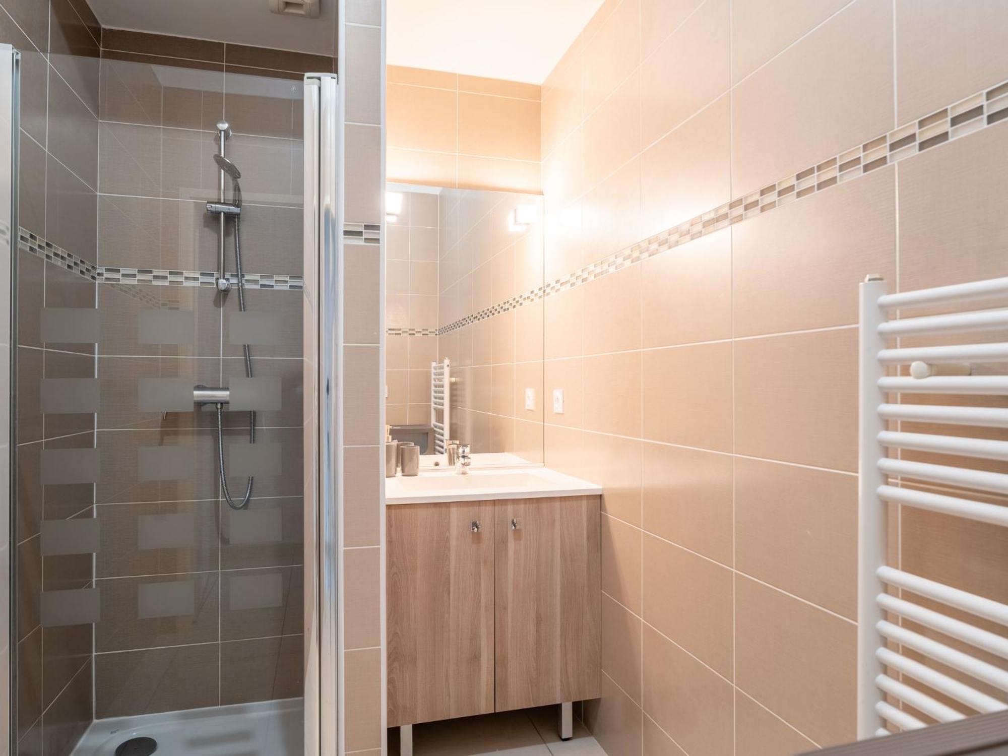 T3 En Centre-Ville D'Arcachon, Proche Plage, Balcons, Parking, Ascenseur Et Wi-Fi - Fr-1-319-440 Eksteriør billede